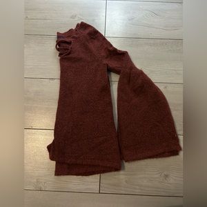 American eagle sweater super cute !